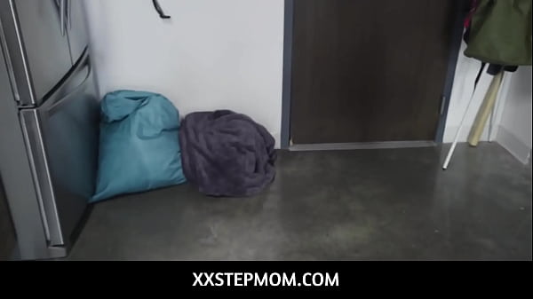 XXStepmom  -  Stepmom Quinn Waters Motivation
