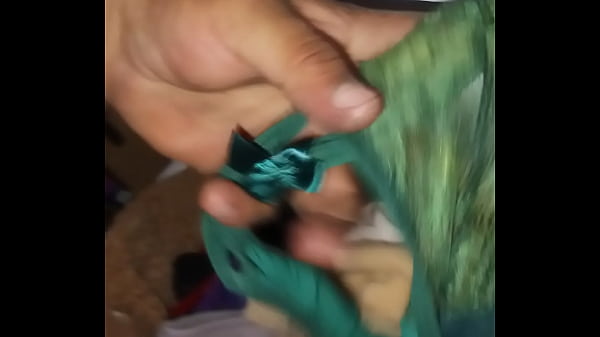 Tanga de amiga nalgona