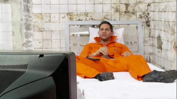 Tanya Tate Takes An Inamte's Load On Her Face