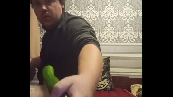 Download Video - Smell the juicy&comma; thick ass of a Russian gay man&excl;