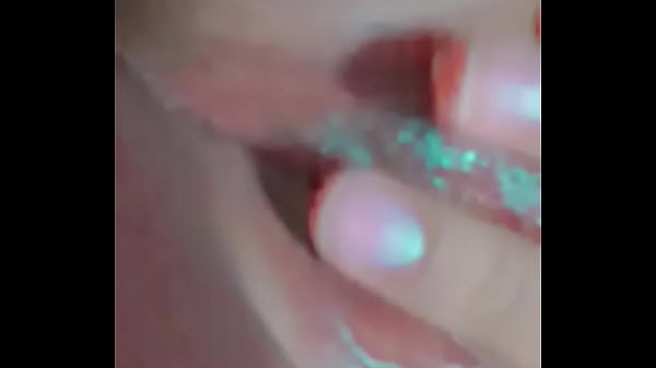 Je Touche Ma Chatte Toute Mouillée