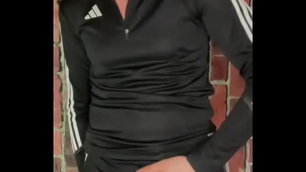 J’ai chaud ?? RT si tu veux pomper #gaysuck #gayfuck #hotboy