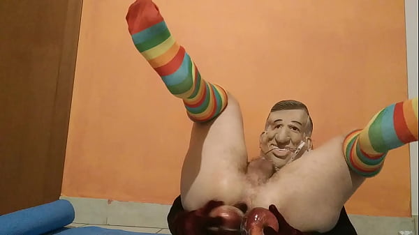 Download Video - Anal training with 2 big apples