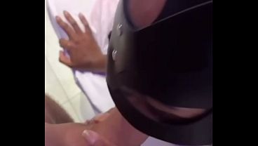 Ele veio comer minha bucetinha e me gozou inteira, que safado.