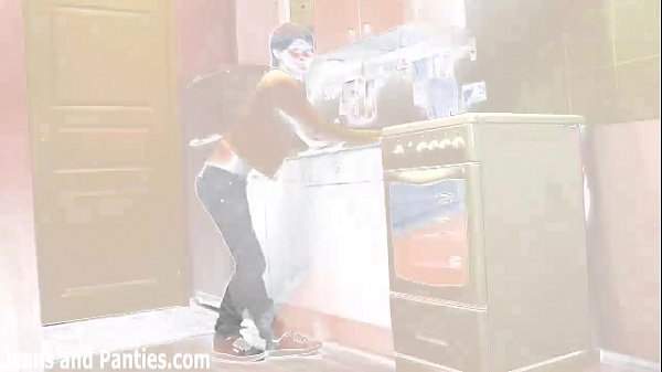 Download Video - Emo tomboy teen in tight skinny jeans