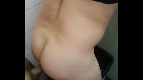 Sexo entre homens bem safados e danados.