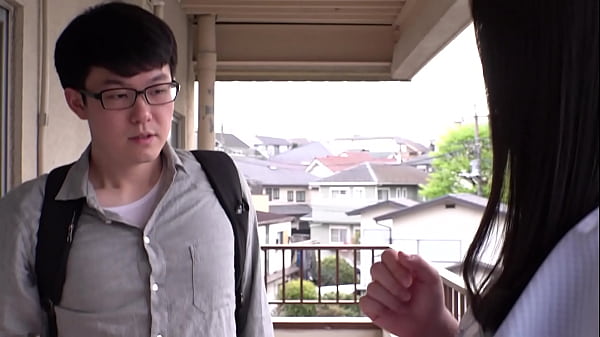 Download Video - https&colon;&sol;&sol;bit&period;ly&sol;38RrBB0　彼氏と喧嘩し締め出された隣人の薄着姿があまりにもエロいので&hellip; 困り果てたところを襲われてしまう薄着美女たち！【パート2】