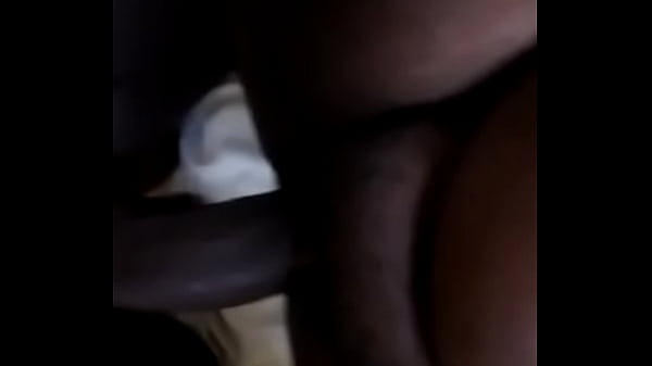 Chatte bien profonde