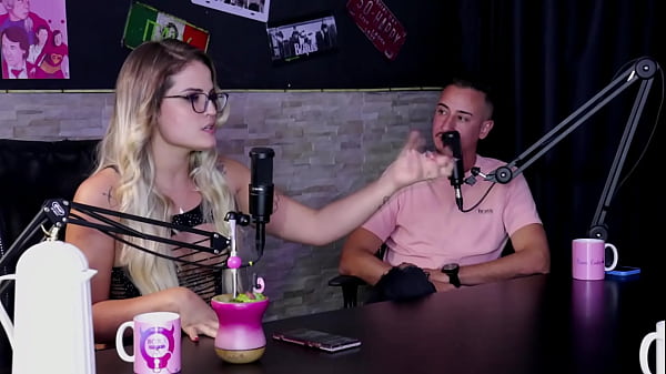 Brunette shows off her beautiful pussy and gets a massage after saying she got tips from other breeders, took her clothes off during yoga, and thinks she's a mercenary - Pati Ferraz (WATCH ON: SHEER/RED)