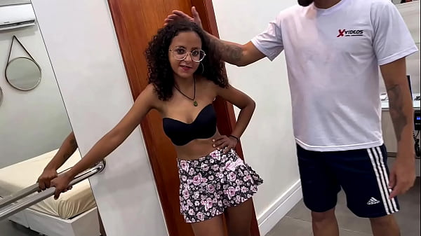 A gaucha pequenininha fodendo no Motel Caricia ...