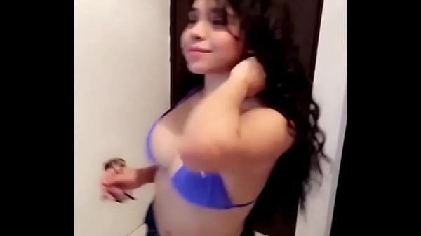 Download Video - Se modela antes de Pasarla a la Cama