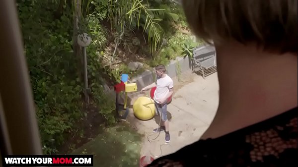 Download Video - Naughty America - Hot Mom Dee Williams gets fucked by young cock