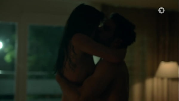 Contacter Aylin Directement