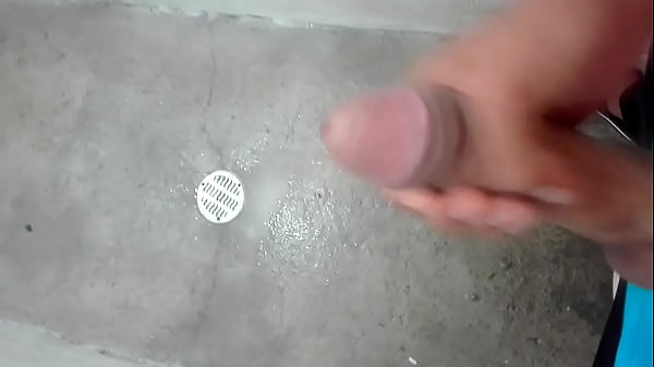 Sólo solito, alguien quiere yo invitó