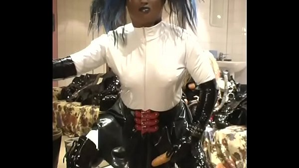 Roxina2007EbonyBabeAndDoll230207XL