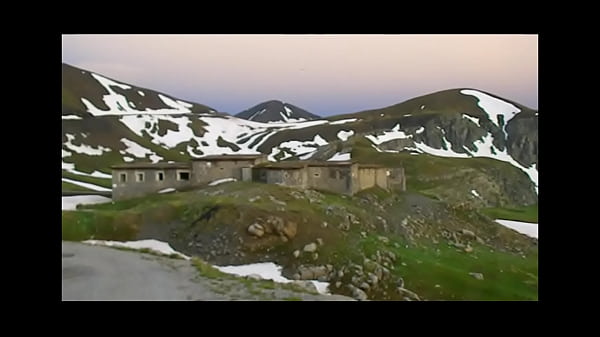 Visite nu et matinale, dans le froid, d'un fort...