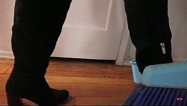 Cleaner let me fuck her