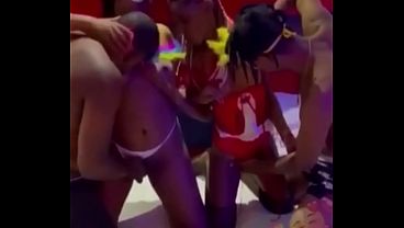 la pasamos rico en esta increible orgia