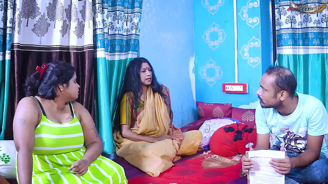 Indian desi bhabhi vibrator with hot shot video