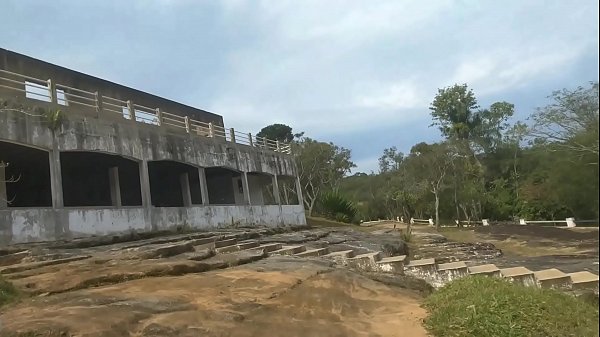 Download Video - Isso e verdade&quest;&quest;&quest; O Bruxo Fire sentando no Pau &quest;&quest; No meio do Mato&quest;&quest;&period;&period;&period; Veja o v&iacute;deo completo no RED&excl;&excl;&excl;