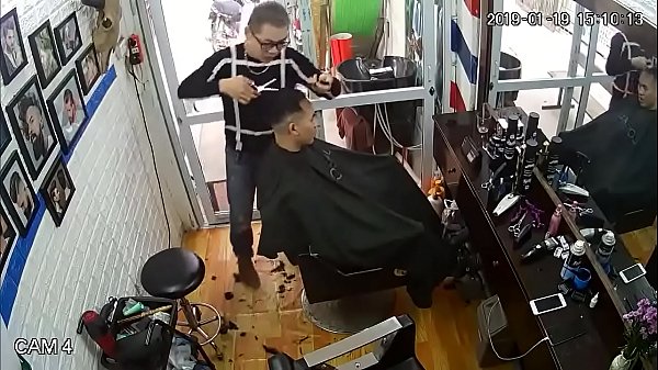 Download Video - ANH DEP TRAI CAC TO