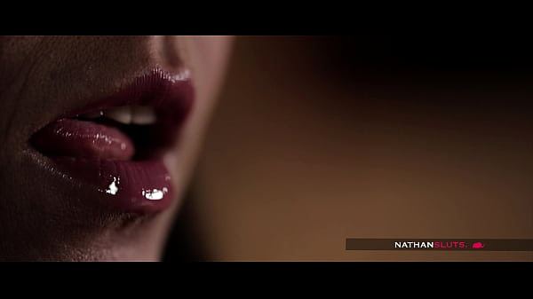 Big Ass Simony Diamond Open her Twat To Tifof's Fat Cock