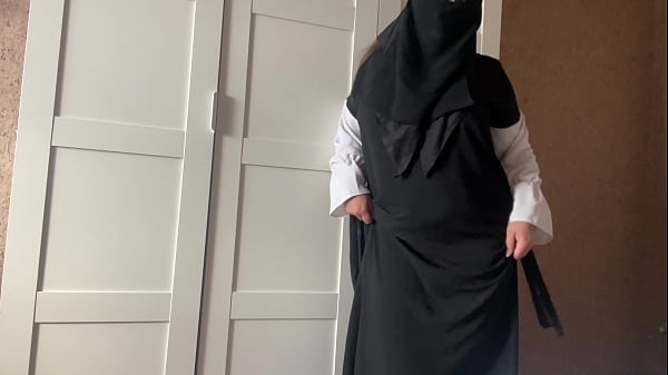 Syrian girl in hijab in pink panties shows her holes