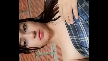 Actriz porno se masturba