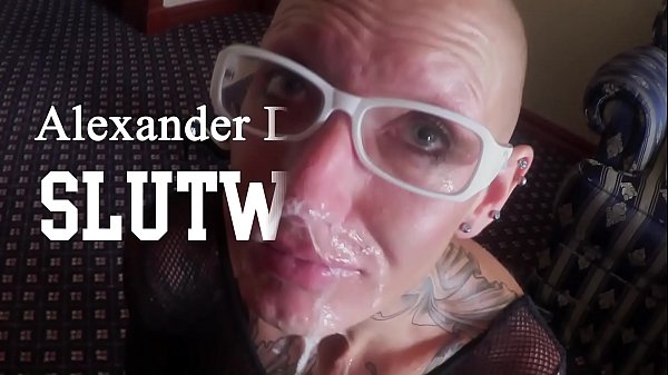 Amateur slut gets a rough sloppy facefuck and spit on her face during this gagging deepthroat session