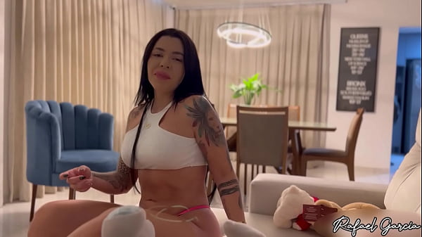 I fucked the hottie I took to see a movie, the naughty girl with a big ass got a delicious cumshot after I fucked her pussy a lot