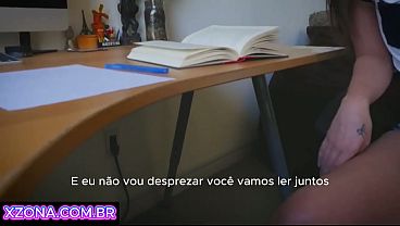 Download Video - Ajudei minha meia-irm&atilde; gostosa com o dever de casa