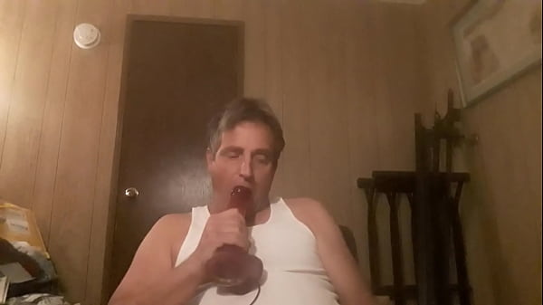 Sucking dildos meoffnow