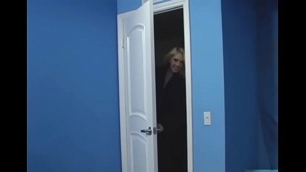 Tattooed honey enjoys banging