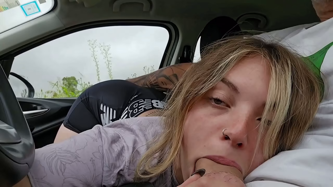 We almost got caught: I suck his cock in the car and he fills my mouth with cum right there on the street