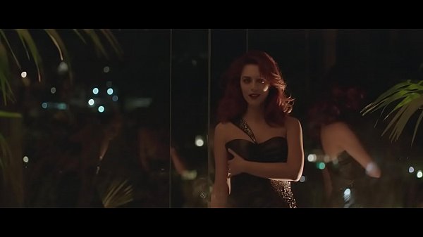 Miriam Leone V (1993)