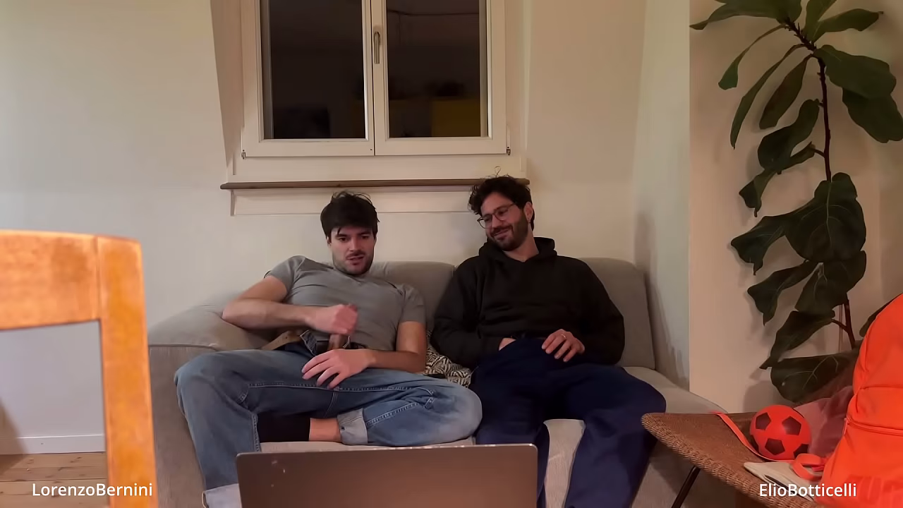 My straight friend wanking my cock for the first time