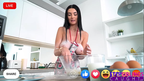 Naughty Simon Kitty Loves 2 Things: Blueberry Muffins & Her Stepbrothers Morning Wood -S26:E8