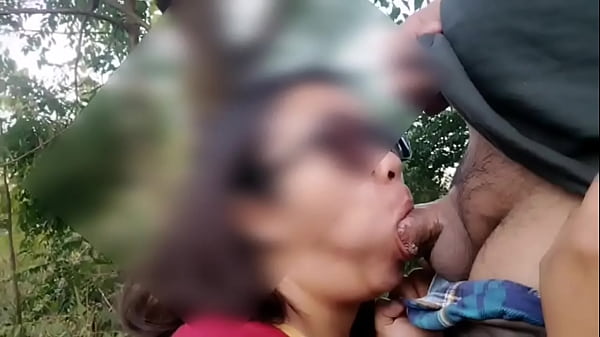 Filipina Quickie RiskyFuck during Hike