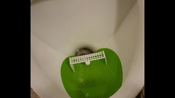 thumb piss gate
