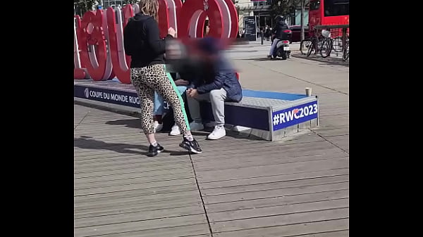 De passage sur toulouse je me suis mise au challenge de trouver un mec pour le ...