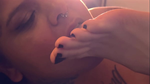 You'd Do Anything To Feel Those Toes In Your Mouth, Wouldn't You?