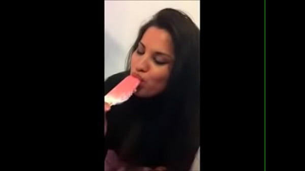 desi whore licking