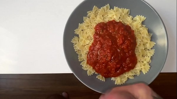 I EAT MY MAN'S CUM PASTA AND I LOVE IT!