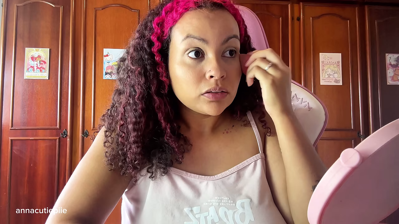 GRWM Coconut Cosplay Valentine&rsquo_s Fart Gift - Makeup &amp_ Talk