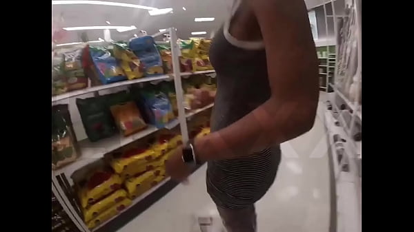 Luxxx’s butt getting BIG
