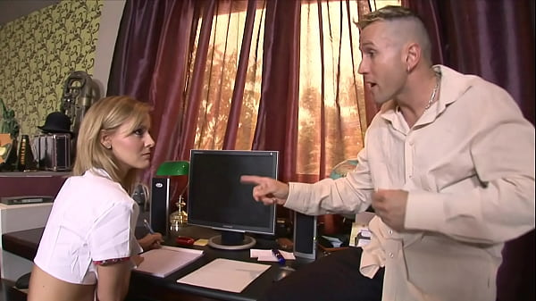 Gorgeouz always wanted to show peeps just how good she can work it, so we gave her the...