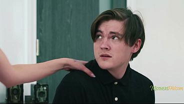 Stepson Finally Admits Loving MILFS Camel Toe