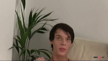 5 Twinks Bareback Bottom Gangbang