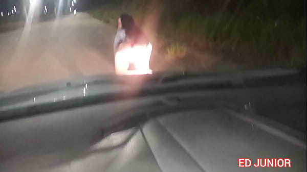 LOTS OF EXHIBITIONISM AND SEX ON THE STREET AND WITHOUT A CONDOM AND ALMOST THE POLICE SAW EVERYTHING #edjunior #carolinacarioca (FULL ON RED)