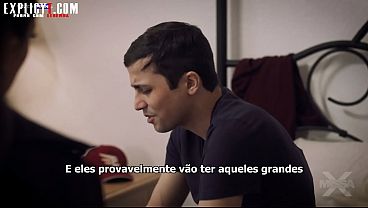 Ajudando o enteado na doação de esperma porno legendado